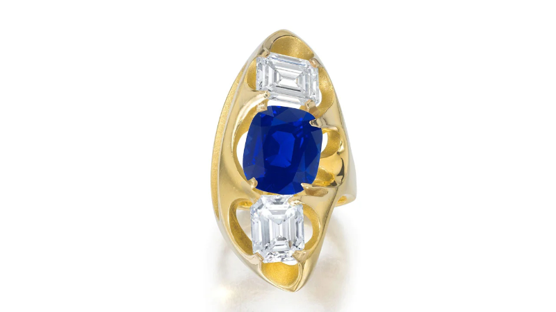 12月8日一枚蓝宝石戒指拍出100万美元，邦瀚斯珠宝拍卖再创佳绩！